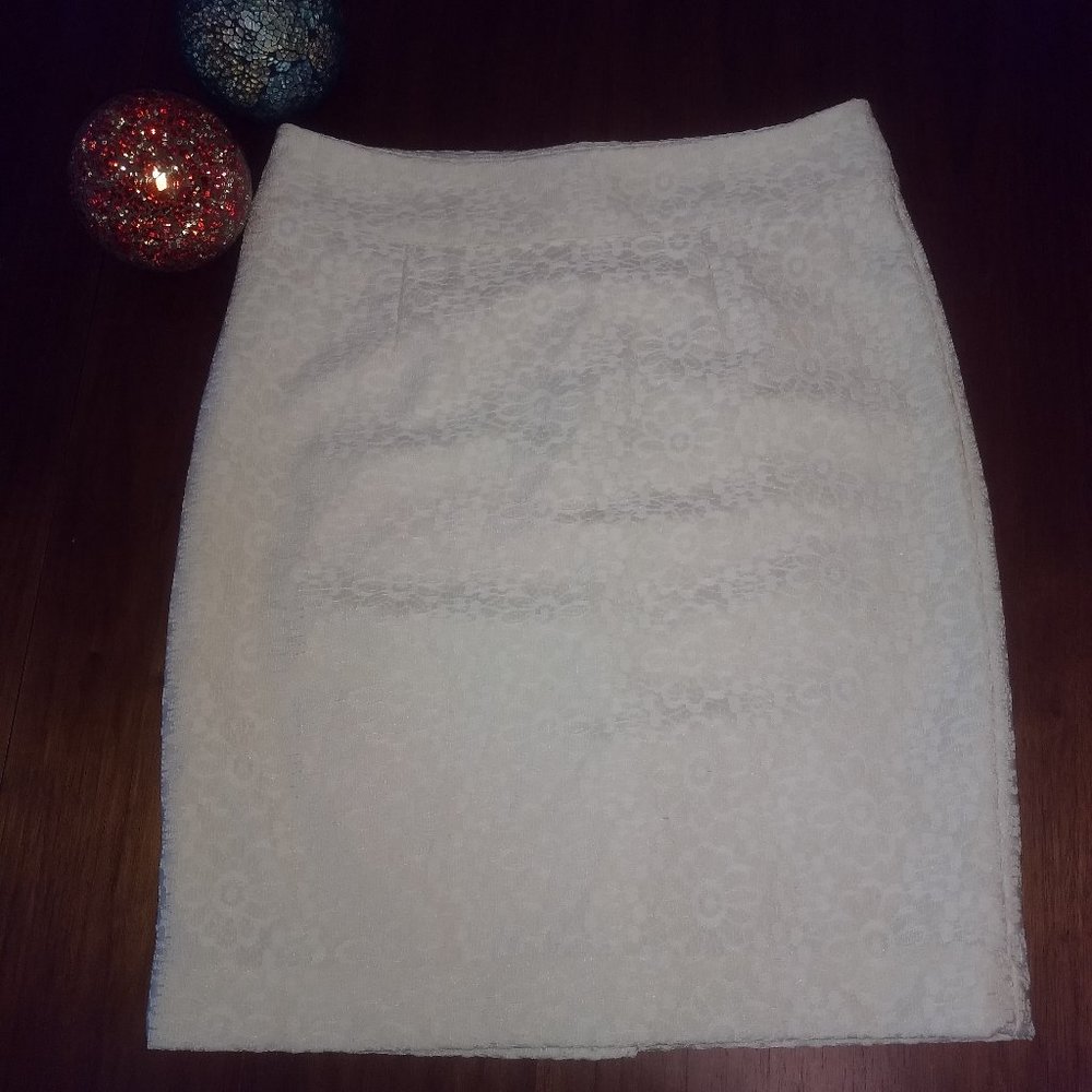 Banana Republic Mini Skirt Size 6.
